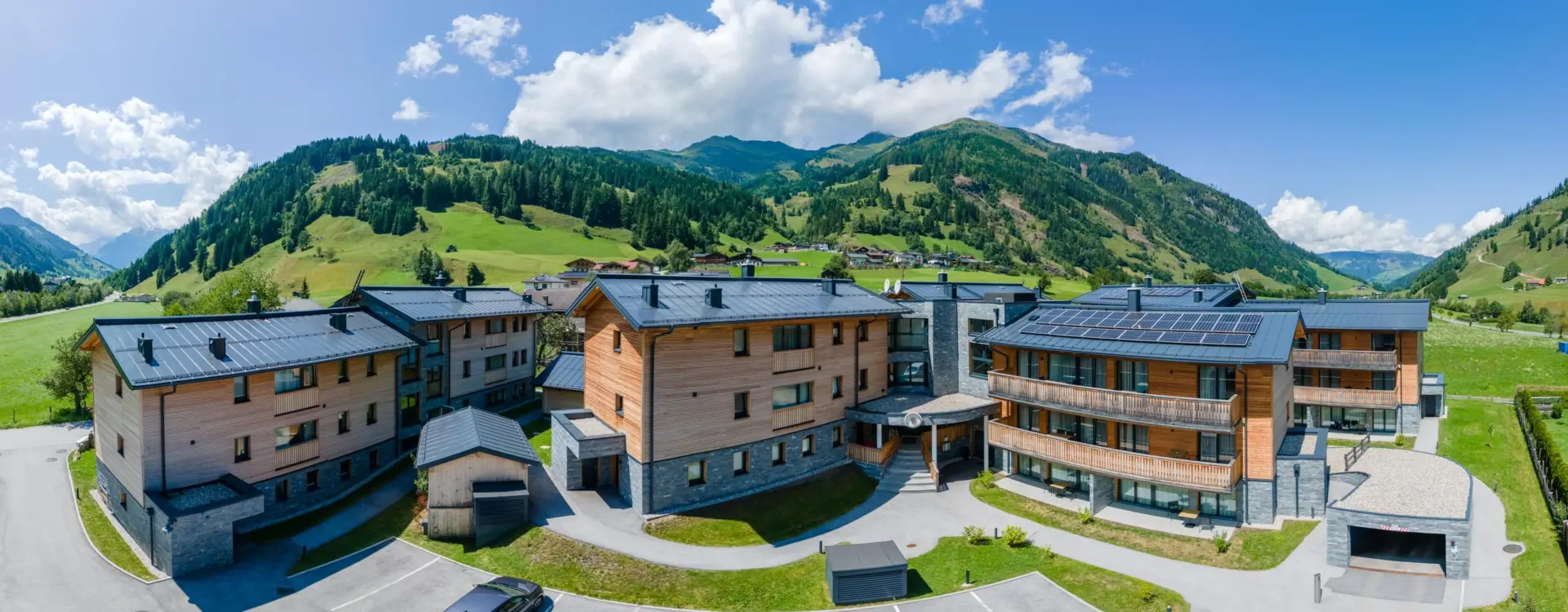 Alpinegold Rauris zomeraanzicht