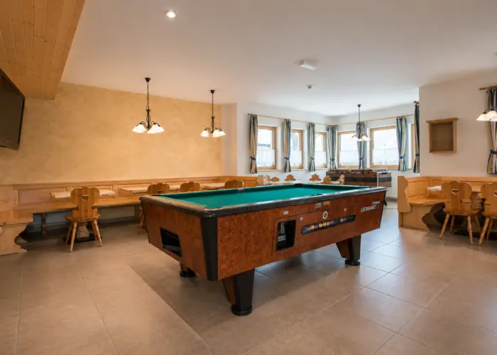Mountain Resort Dienten recreatieruimte