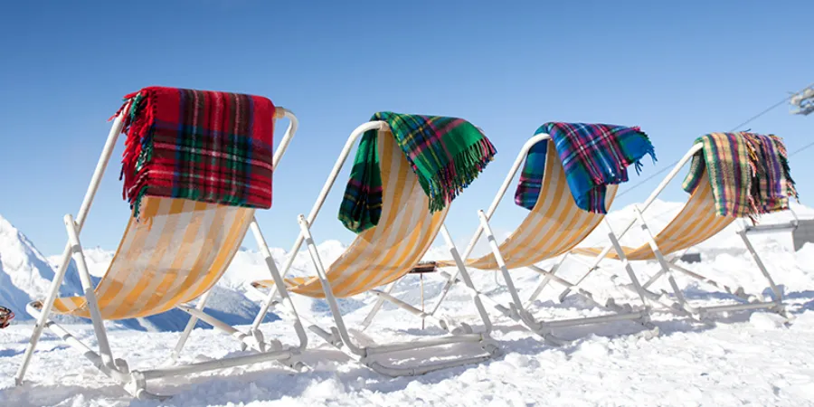 Paaseieren zoeken in de Oostenrijkse sneeuw 1