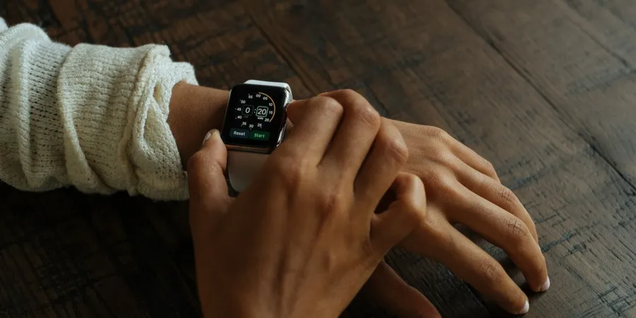 Smart watch 821558 1920