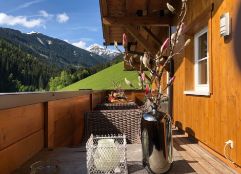 Alpen Resort Saalbach A3 Saalbach Hinterglemm aanzicht balkon