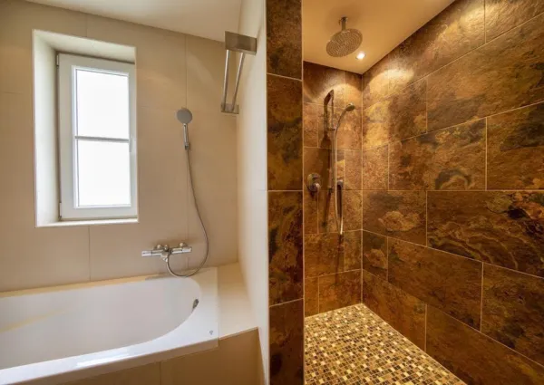 0015 SB Alpenresort B2 16