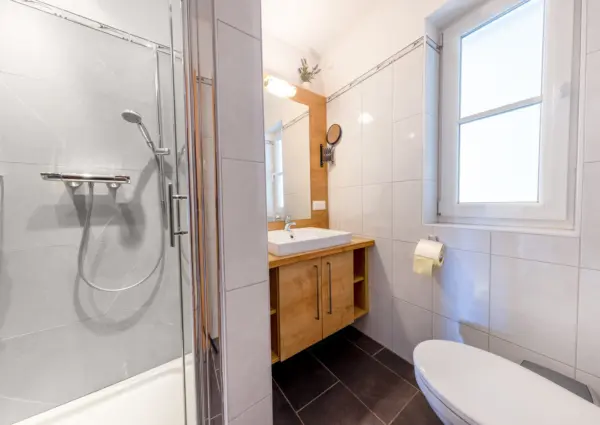 Saalbach Alpen Resort D4 Separate badkamer