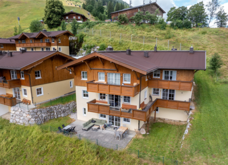 Saalbach Alpen Resort D4 Zomer aanzicht
