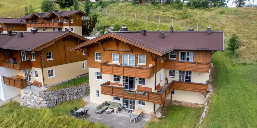 Saalbach Alpen Resort D4 Zomer aanzicht