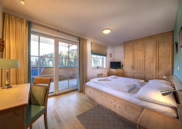 0013 SB Alpenresort E1 3