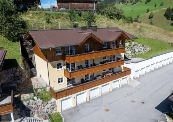 Saalbach Alpenresort E 1