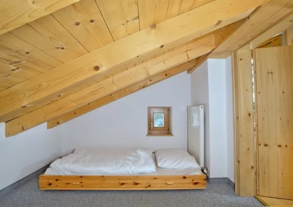 0012 KL Alpina 13 10