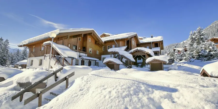 0001 KL Alpina 13 winter 1