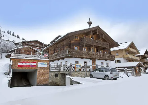 0033 Kl Fuschterhof winter 3