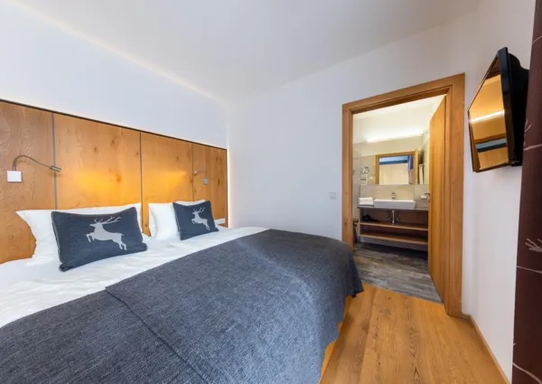 0021 NK Sonnenhang 4 20