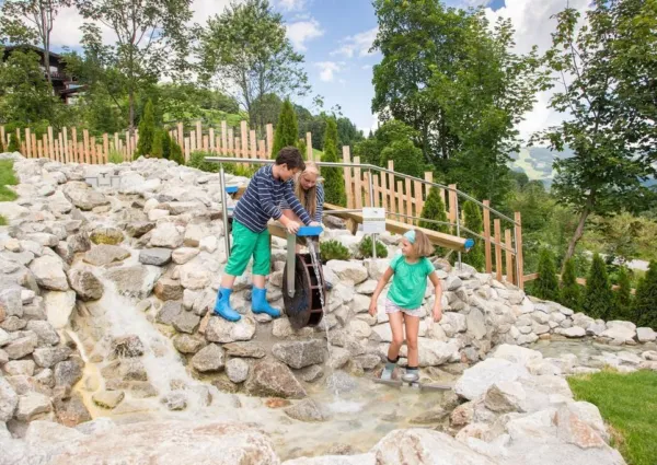 0010 HG Bachgut zomer 3