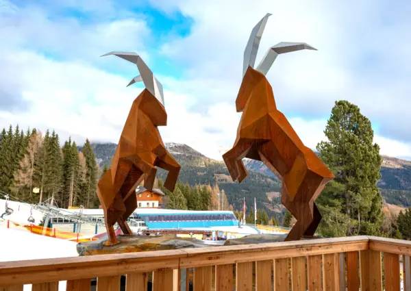 Bockblick ligging naast lift