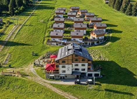 Fanningberg Chalets en appartementen Bockblick ligging zomer