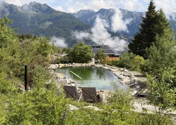 Fanningberg Schwimmteich Sommer
