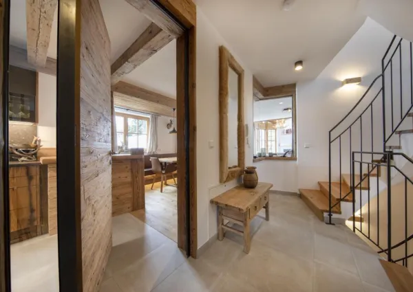 0011 KL Belle Vue 14