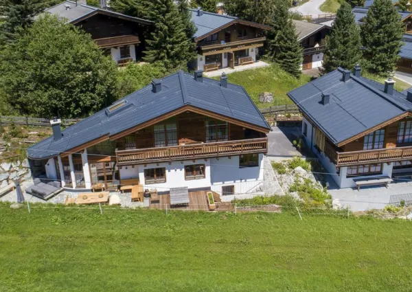 0023 KL Belle Vue zomer 1