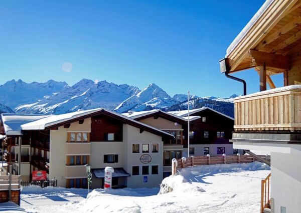 Chalet Central Top 4.