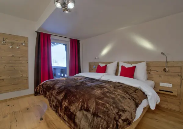 Chalet Dorfkristall Bramberg ruime 2 persoonskamer