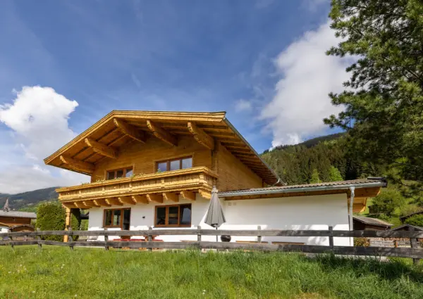 Chalet Dorfkristall Bramberg aanzicht