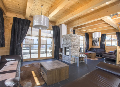 0003 HKR Chalet Fifteen 1