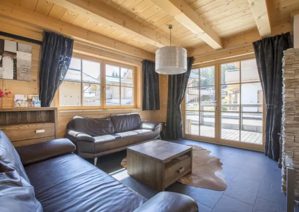 0005 HKR Chalet Fifteen 3