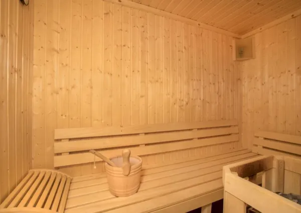 0013 HKR Chalet Fifteen 11