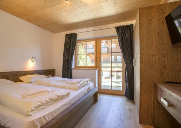 0014 HKR Chalet Fifteen 12