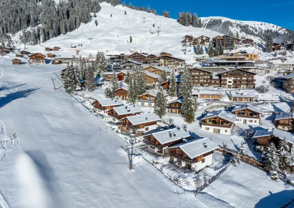 KC3 B6nigsleiten Chalet Mariandel aan oefenweide winter