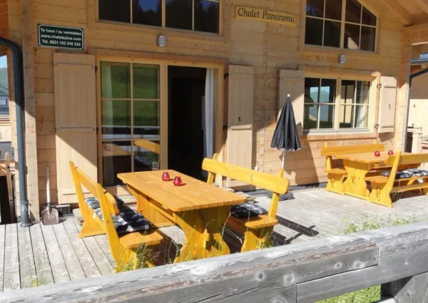 0023 HKR Chalet Panorama zomer 2