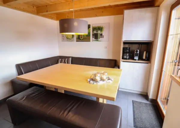 Chalet RC3 B Cby overzicht eethoek