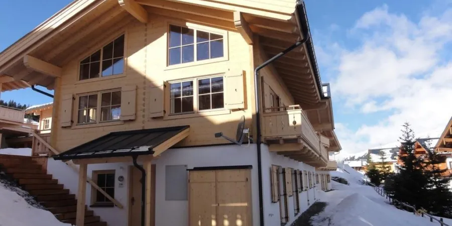 0001 HKR Sportalm winter 17