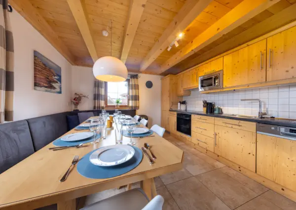 Chalet Sydney Oostenrijkse eethoek bij keuken