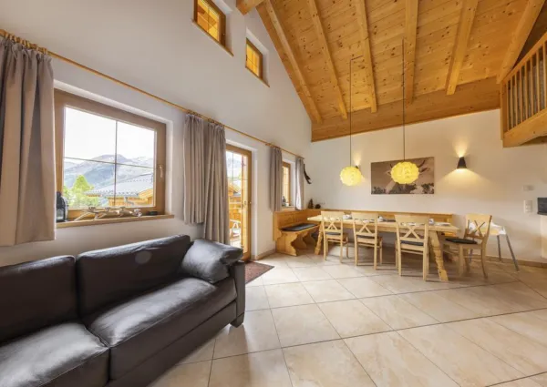 0004 HK Wintersonne 2