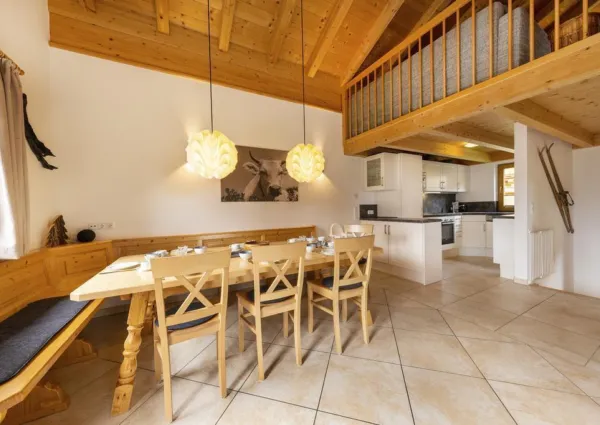 0012 HK Wintersonne 10