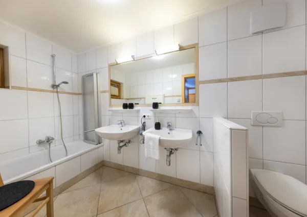 0027 HK Wintersonne 25