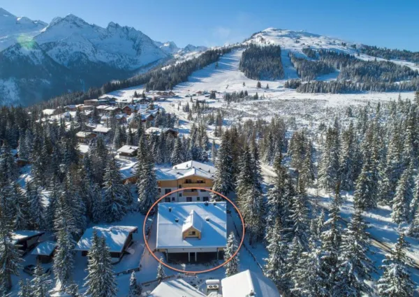 0054 HK Z Axl winter 11