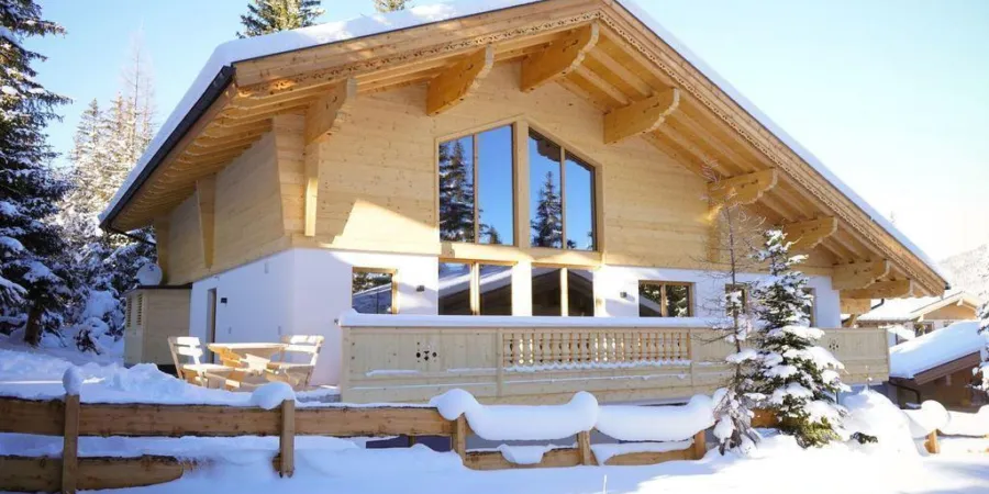 0001 HK Z Axl winter 1