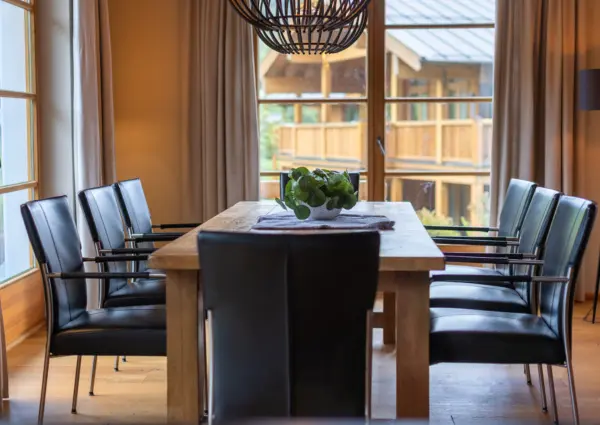 Hinterthal Lodge D2 eettafel 2