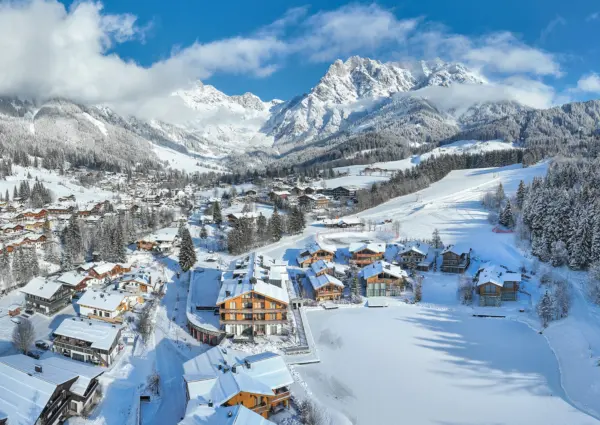 HT Hinterthal Lodge D9 Winter 2024 1