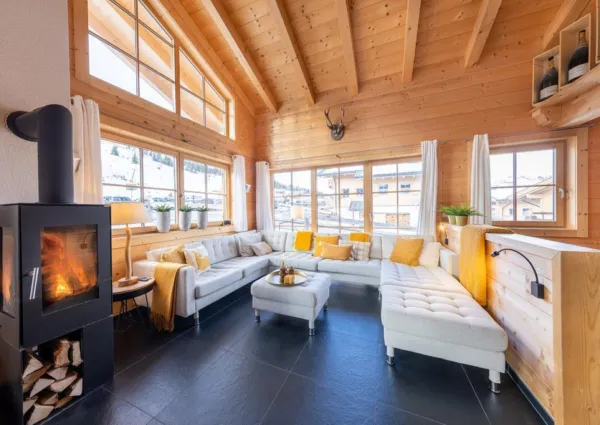 0002 HK Coco 12 01 2023 1