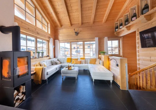 0003 HK Coco 12 01 2023 2