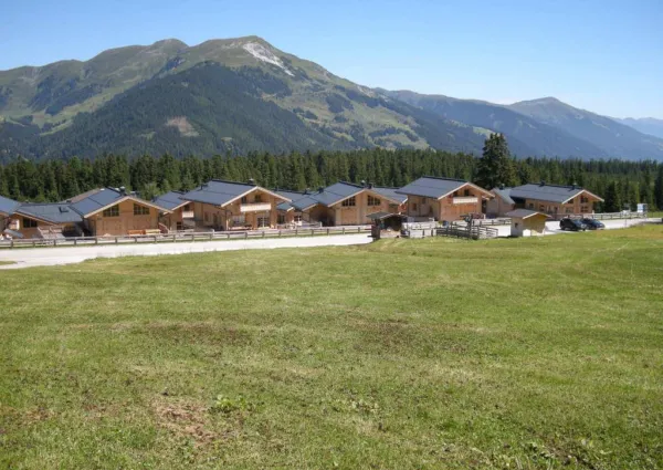 0030 HK Coco Chalet zomer 4