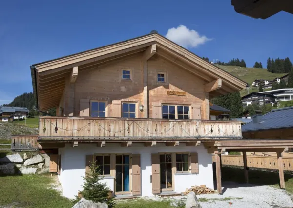 0022 KL Davids Hutte zomer 1