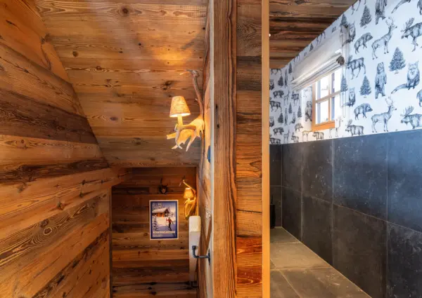 De Gravin hal naar beneden