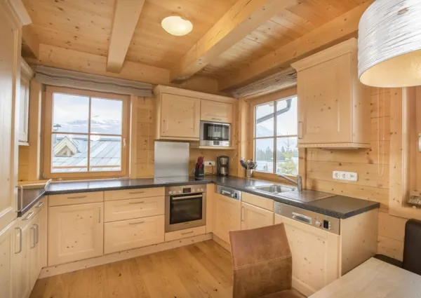 0008 HKR Duxer Lodge 6