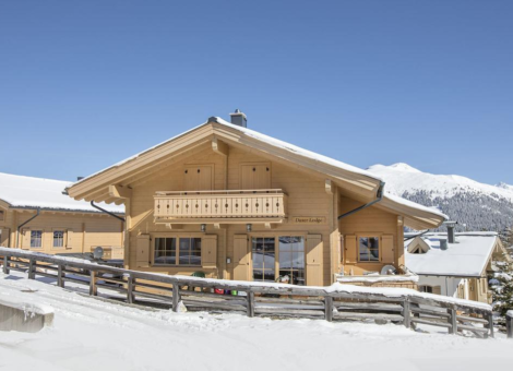 0023 HKR Duxer Lodge winter 11