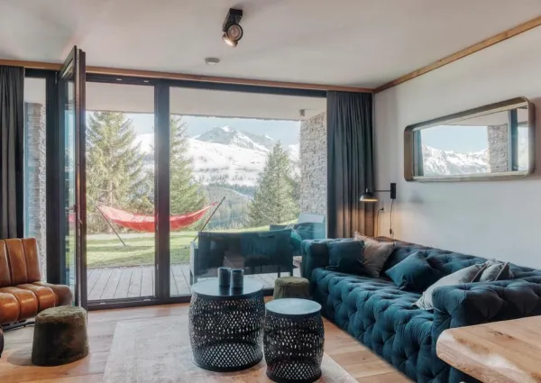 0003 KL Edelweishaus 1 Aug 23 2