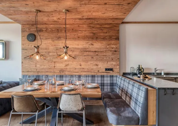 0006 KL Edelweishaus 1 Aug 23 4