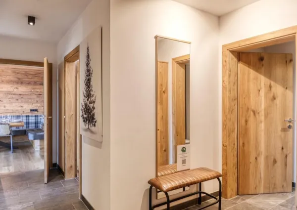 0016 KL Edelweishaus 1 Aug 23 14